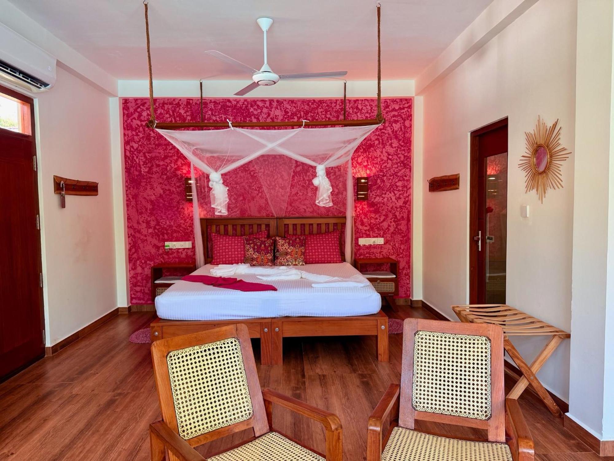 Bed and Breakfast Sri Palms Kosgoda Exterior foto